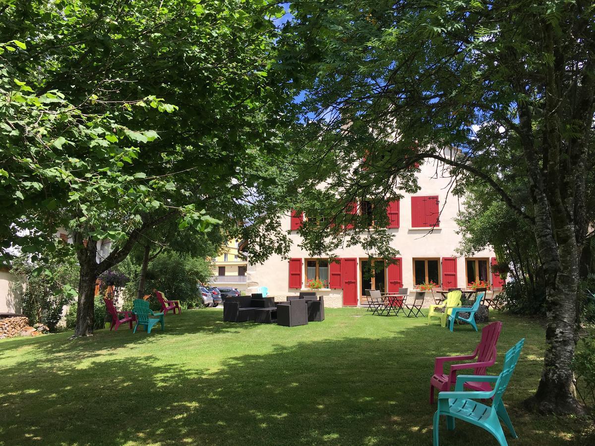 Hotel La Tapia Autrans-Meaudre-en-Vercors Bagian luar foto
